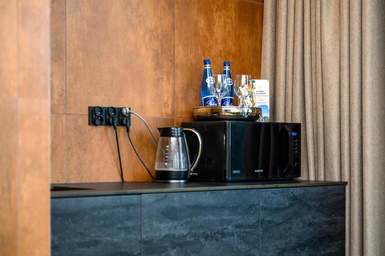Apartment Rich